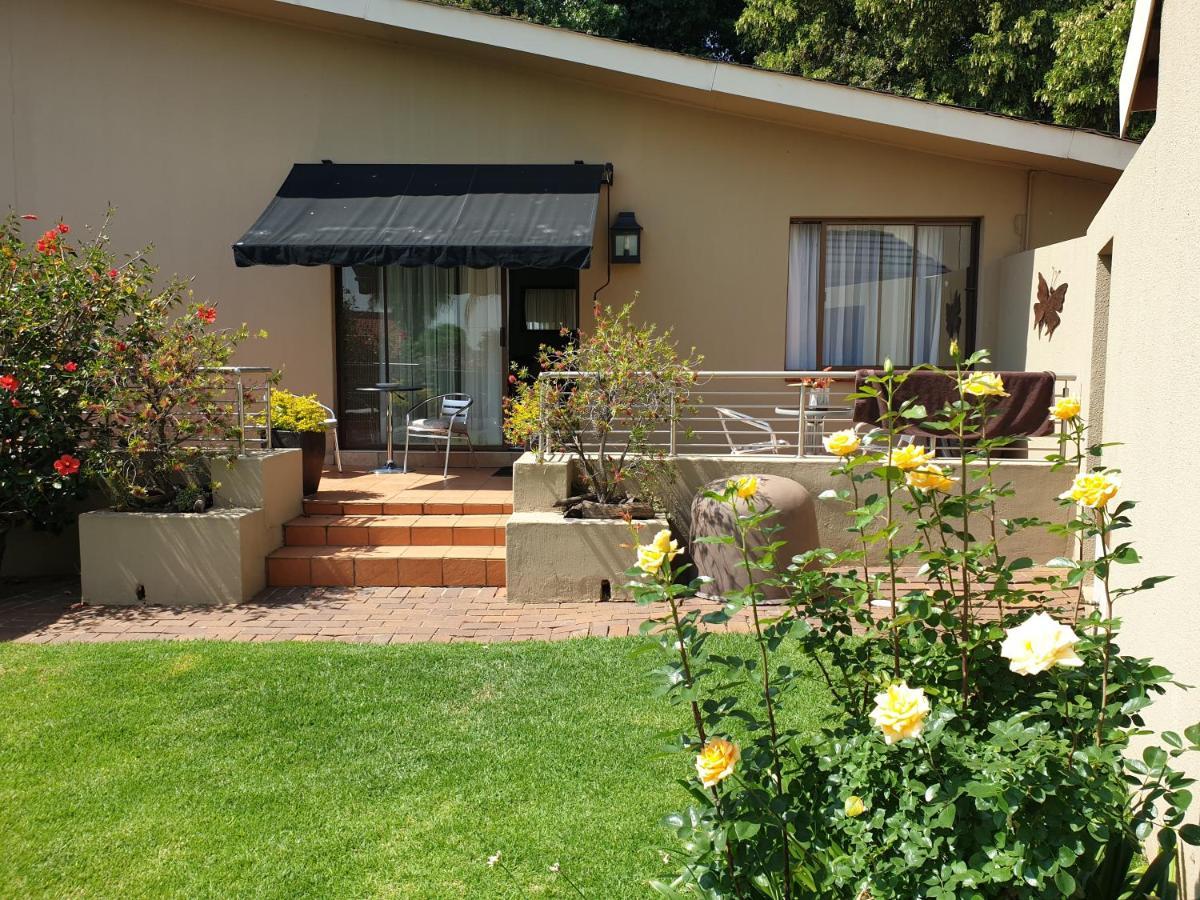 125 On Van Buuren Road Guest House Johannesburg Bagian luar foto