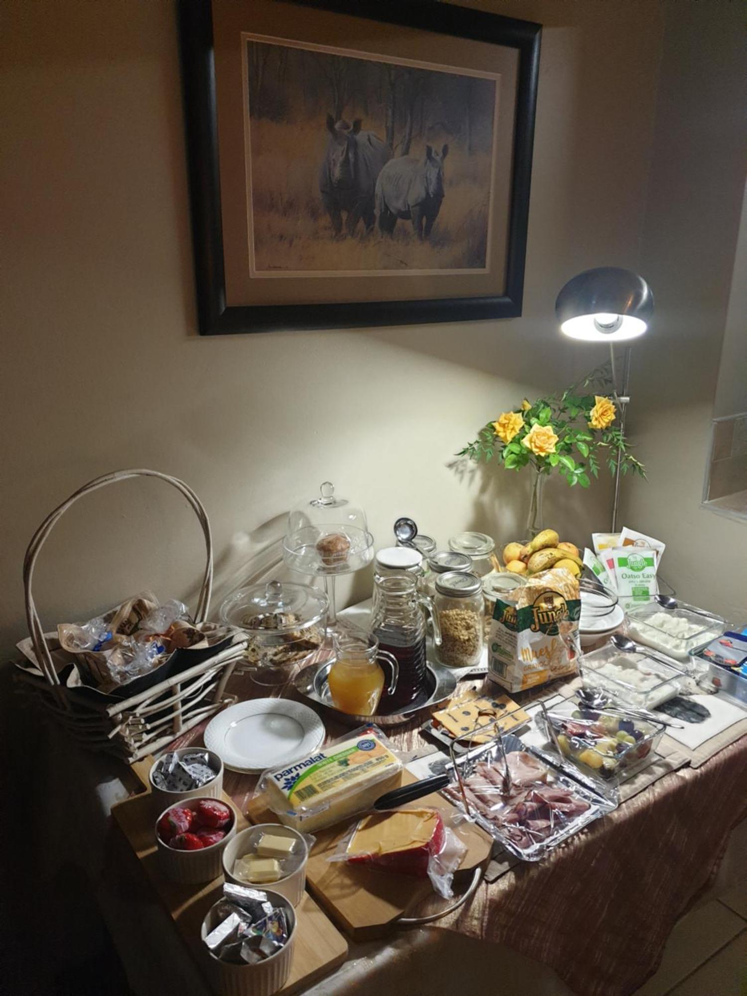 125 On Van Buuren Road Guest House Johannesburg Bagian luar foto